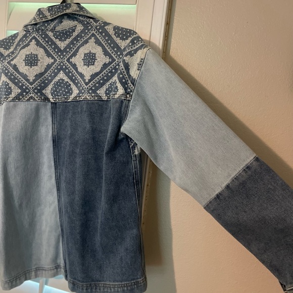 Pacsun rare western denim jacket. Patched denim so so cute!! - Picture 5 of 6